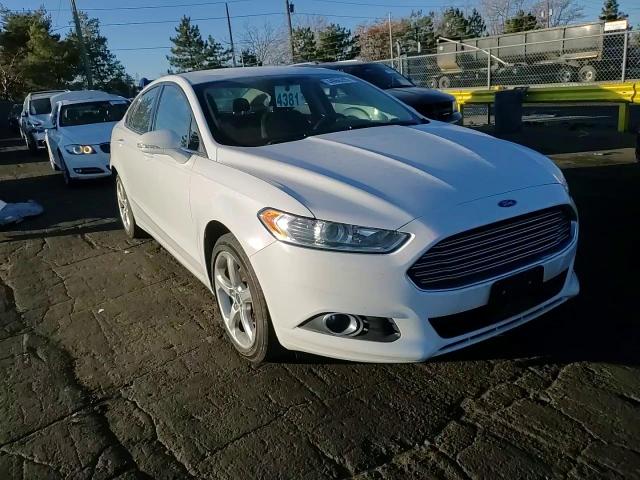 2016 Ford Fusion - Image 11