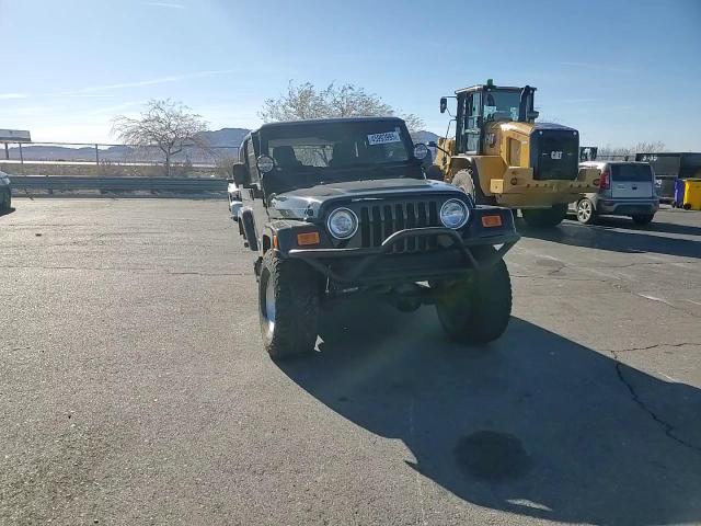 2005 Jeep Wrangler - Image 11