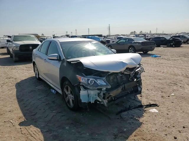 2013 Toyota Camry - Image 11