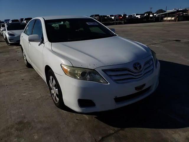 2010 Toyota Camry - Image 11