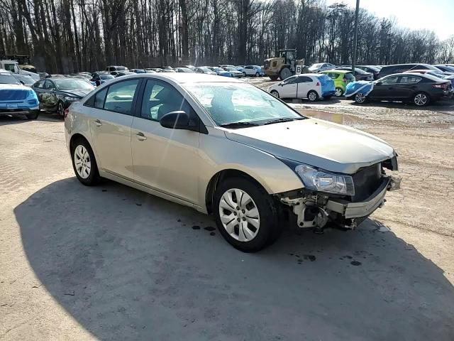 2014 Chevrolet Cruze - Image 14