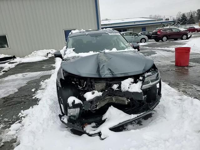 2021 Volkswagen Tiguan - Image 11