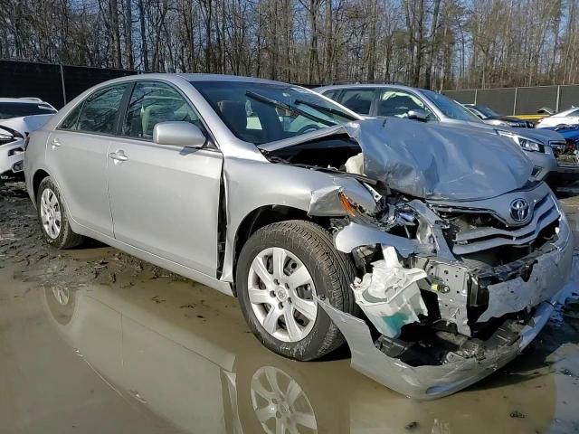2011 Toyota Camry - Image 10