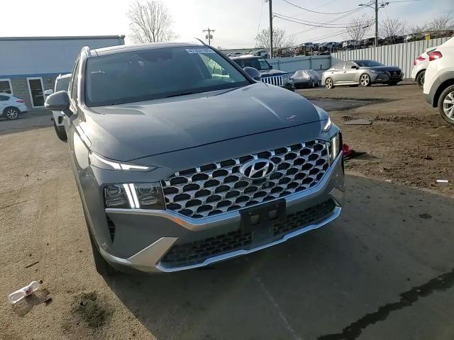 2022 Hyundai Santa Fe - Image 10