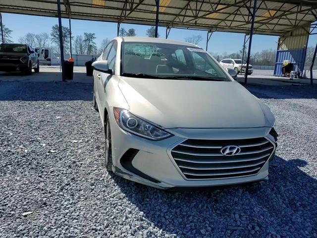 2017 Hyundai Elantra - Image 11