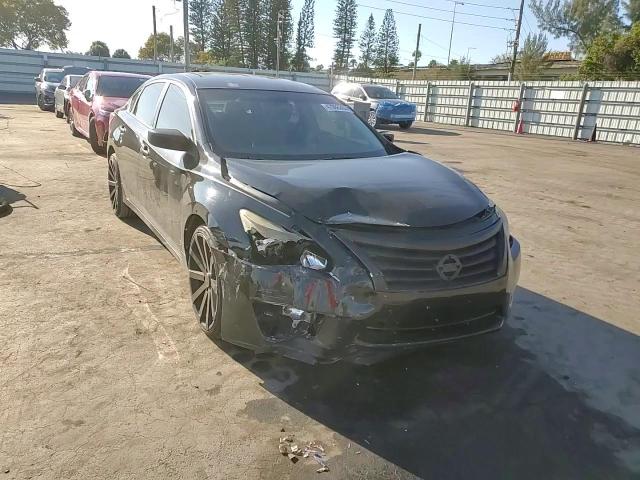 2013 Nissan Altima - Image 11