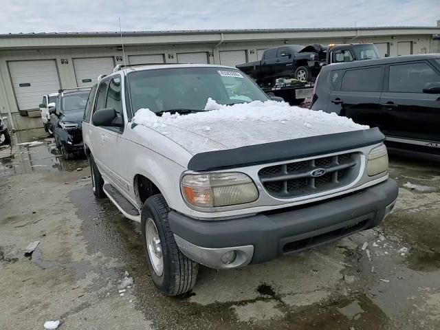 1999 Ford Explorer - Image 12