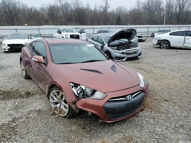 2013 Hyundai Genesis - Image 11
