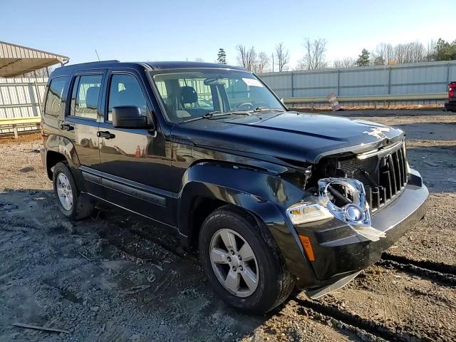 2011 Jeep Liberty (North America) - Image 12