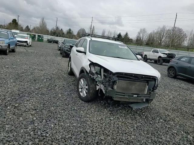 2018 Kia Sorento - Image 10