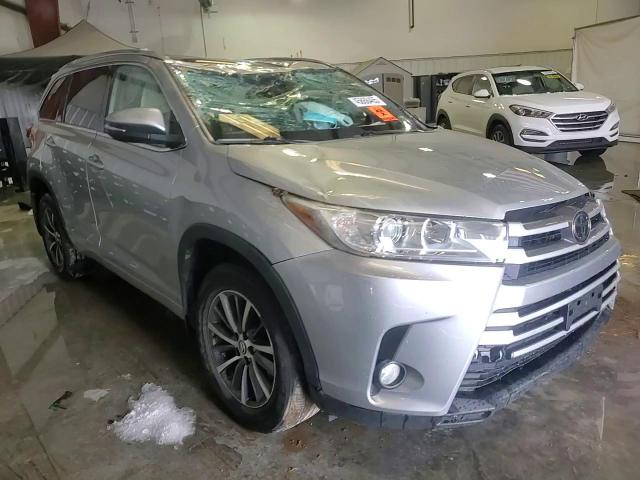 2018 Toyota Highlander - Image 15