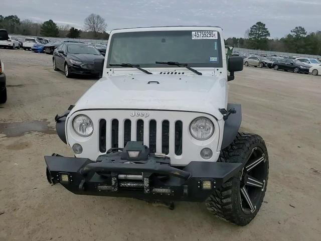 2014 Jeep Wrangler - Image 12