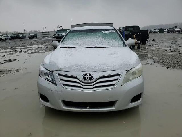 2010 Toyota Camry - Image 10