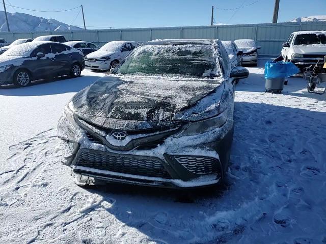 2023 Toyota Camry - Image 10