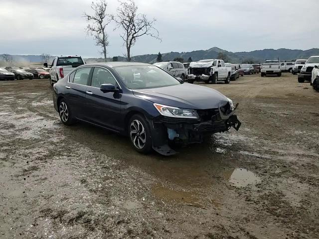 2017 Honda Accord - Image 11