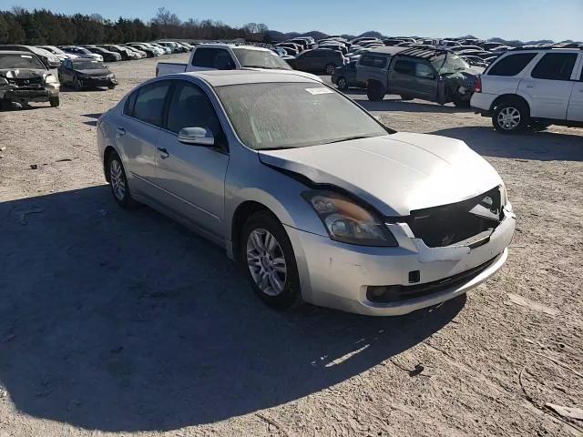 2010 Nissan Altima - Image 11