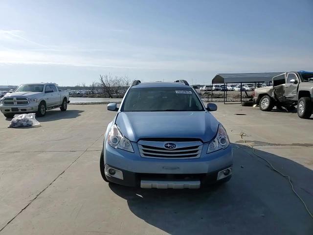 2012 Subaru Outback - Image 14