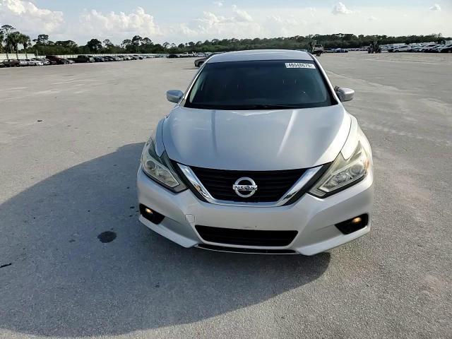 2017 Nissan Altima - Image 13