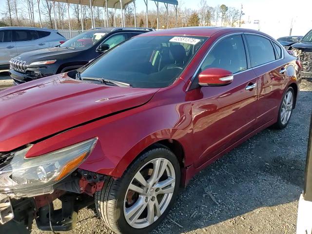 2016 Nissan Altima - Image 14