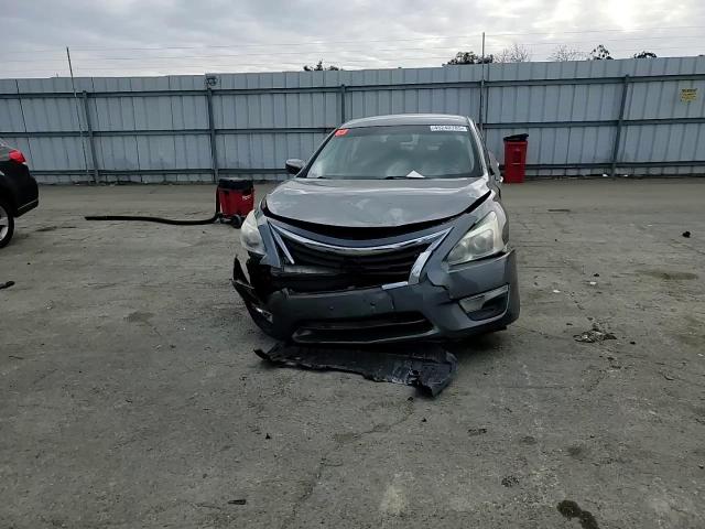 2015 Nissan Altima - Image 10
