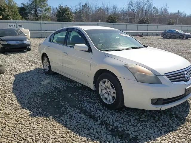 2009 Nissan Altima - Image 11