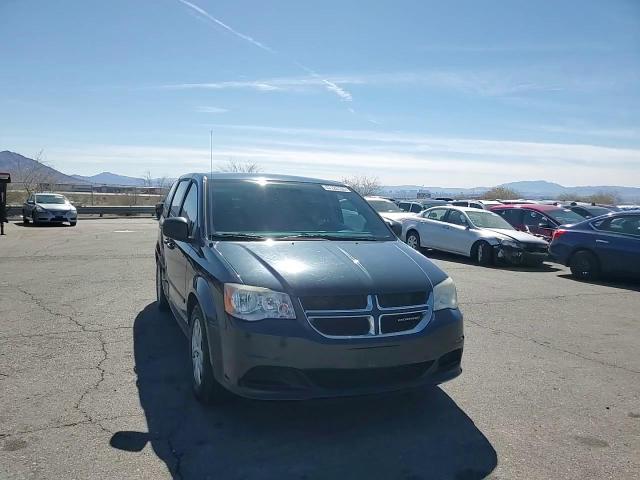 2013 Dodge Caravan - Image 12