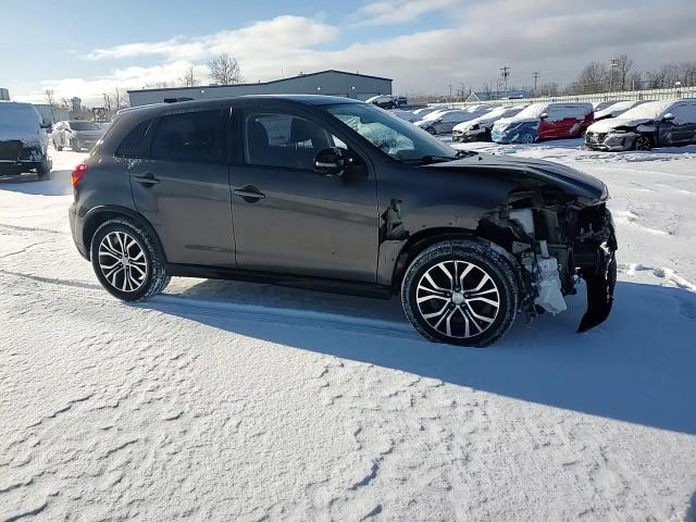 2019 Mitsubishi Outlander - Image 15