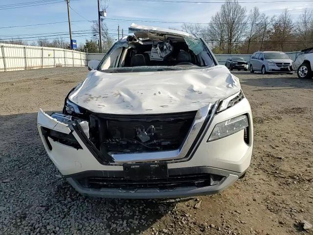 2021 Nissan Rogue - Image 12