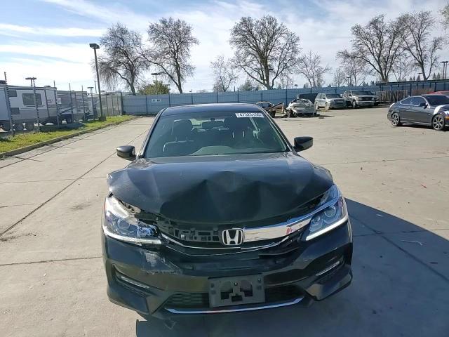 2017 Honda Accord - Image 11