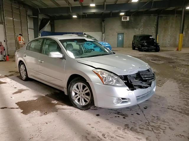 2012 Nissan Altima - Image 14
