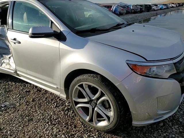 2014 Ford Edge - Image 12