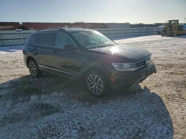 2018 Volkswagen Tiguan - Image 11