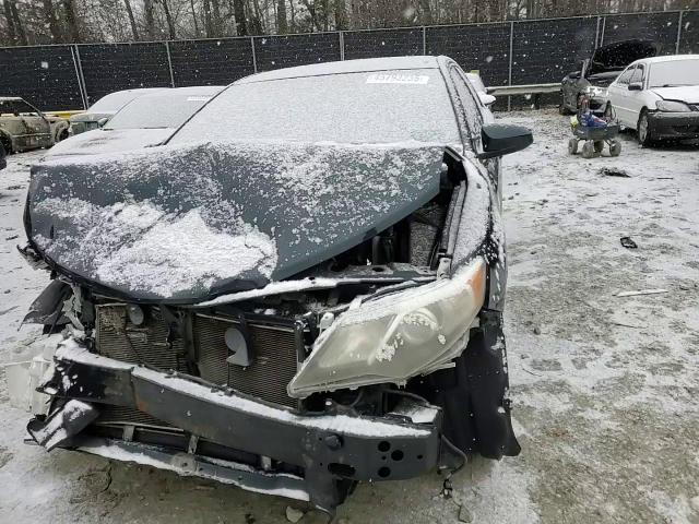 2014 Toyota Camry - Image 11