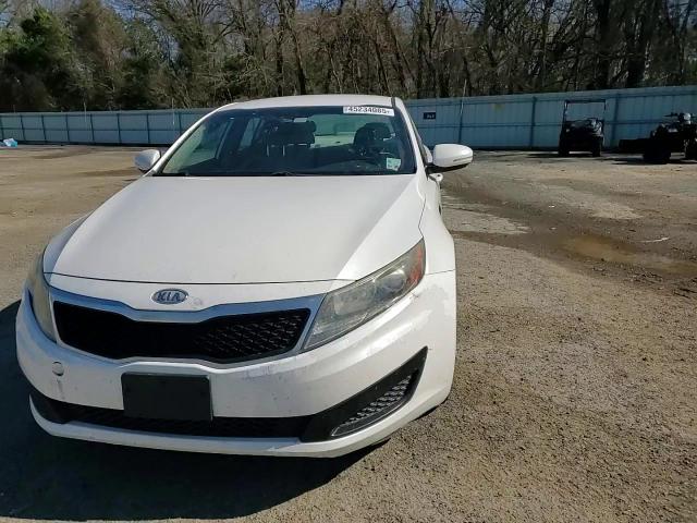 2011 Kia Optima - Image 11
