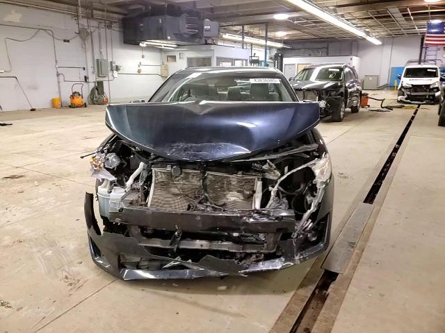 2014 Toyota Camry - Image 11