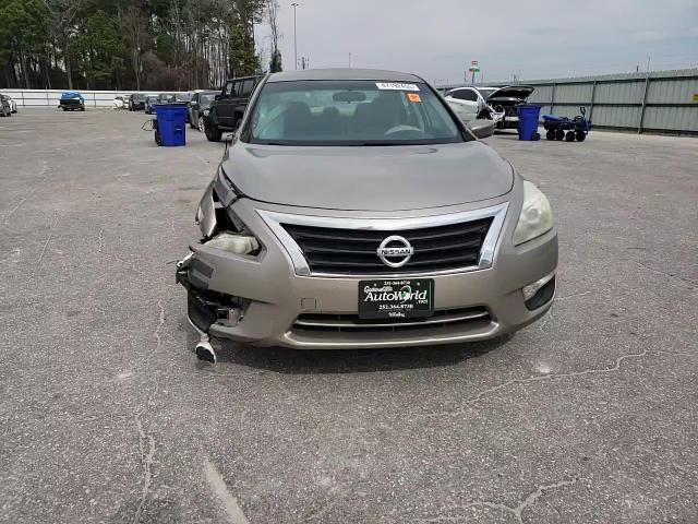 2015 Nissan Altima - Image 11