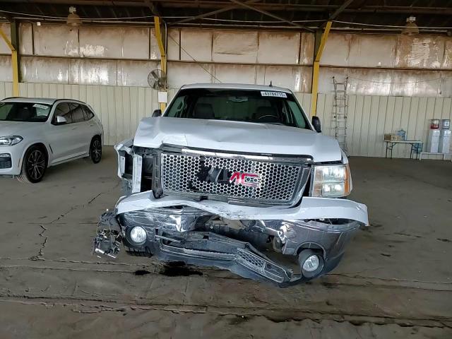 2008 GMC Sierra - Image 11