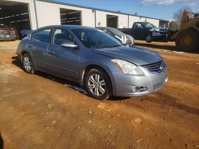 2012 Nissan Altima - Image 11