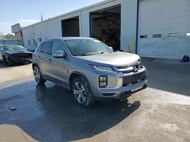 2021 Mitsubishi Outlander - Image 13
