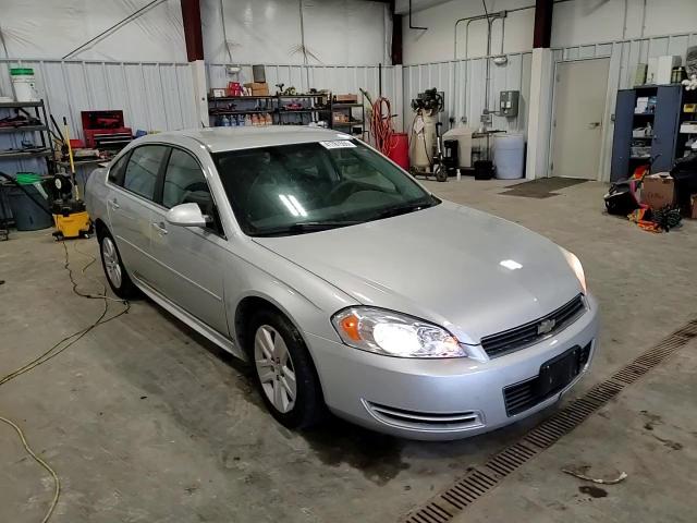 2011 Chevrolet Impala - Image 10