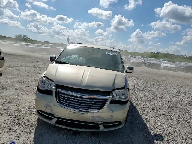 2015 Chrysler Town & Country Touring L VIN: 2C4RC1CG4FR610401 Lot: 44708555