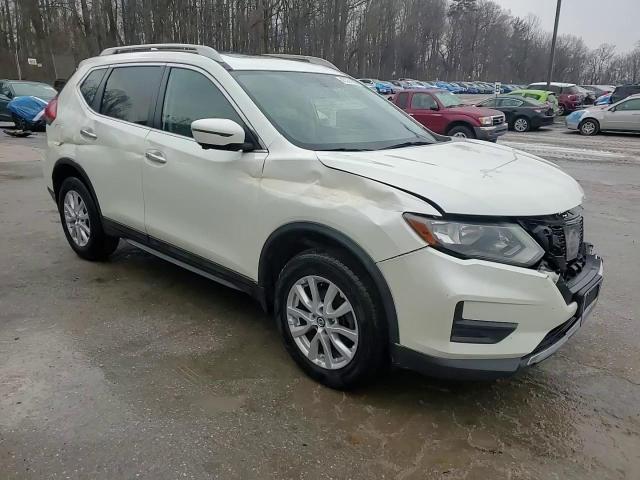 2017 Nissan Rogue - Image 14