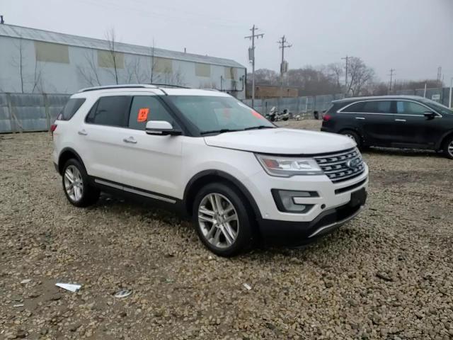 2016 Ford Explorer - Image 12