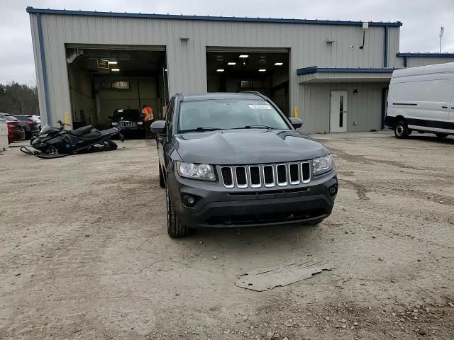 2016 Jeep Compass - Image 14