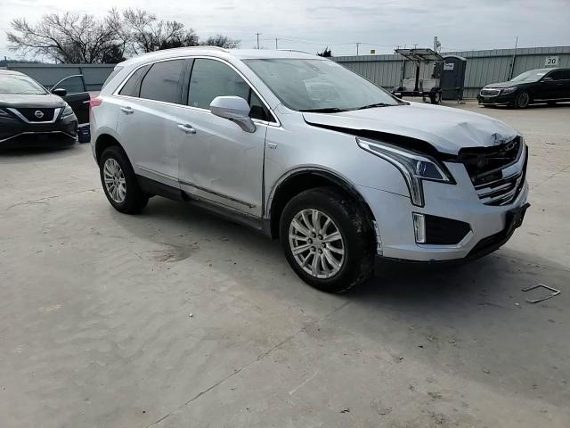 2018 Cadillac XT5 - Image 12