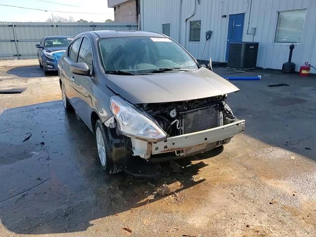 2016 Nissan Versa - Image 14