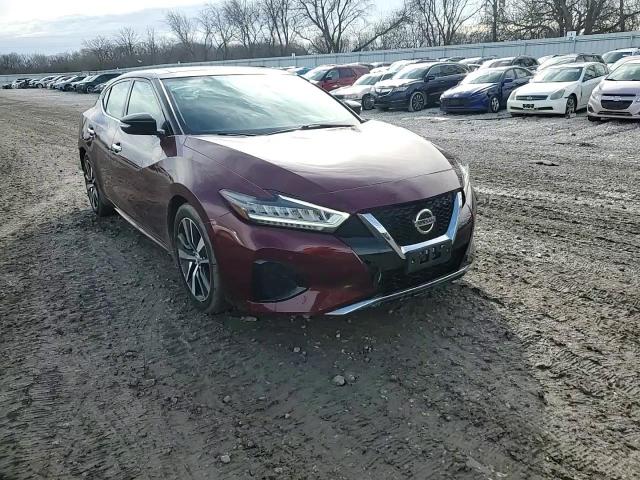 2019 Nissan Maxima - Image 13