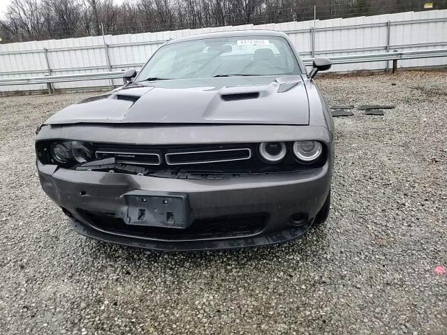 2020 Dodge Challenger - Image 10