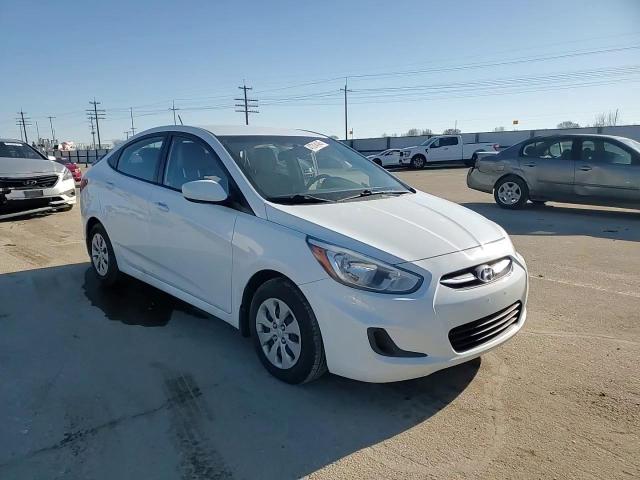 2015 Hyundai Accent - Image 11