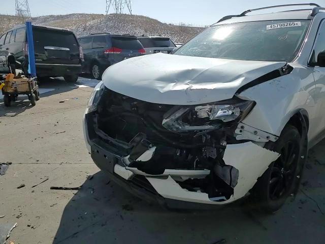 2018 Nissan Rogue - Image 12